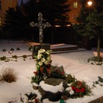 Symboliczny Grób ks. Jerzego Popiełuszki w Opolu 13 grudnia Pamiętamy! (800x532)