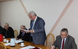 Marian Wojciechowski: - Klub z Większyc nie jest perspektywiczny. Boiska nie wyremontujemy.